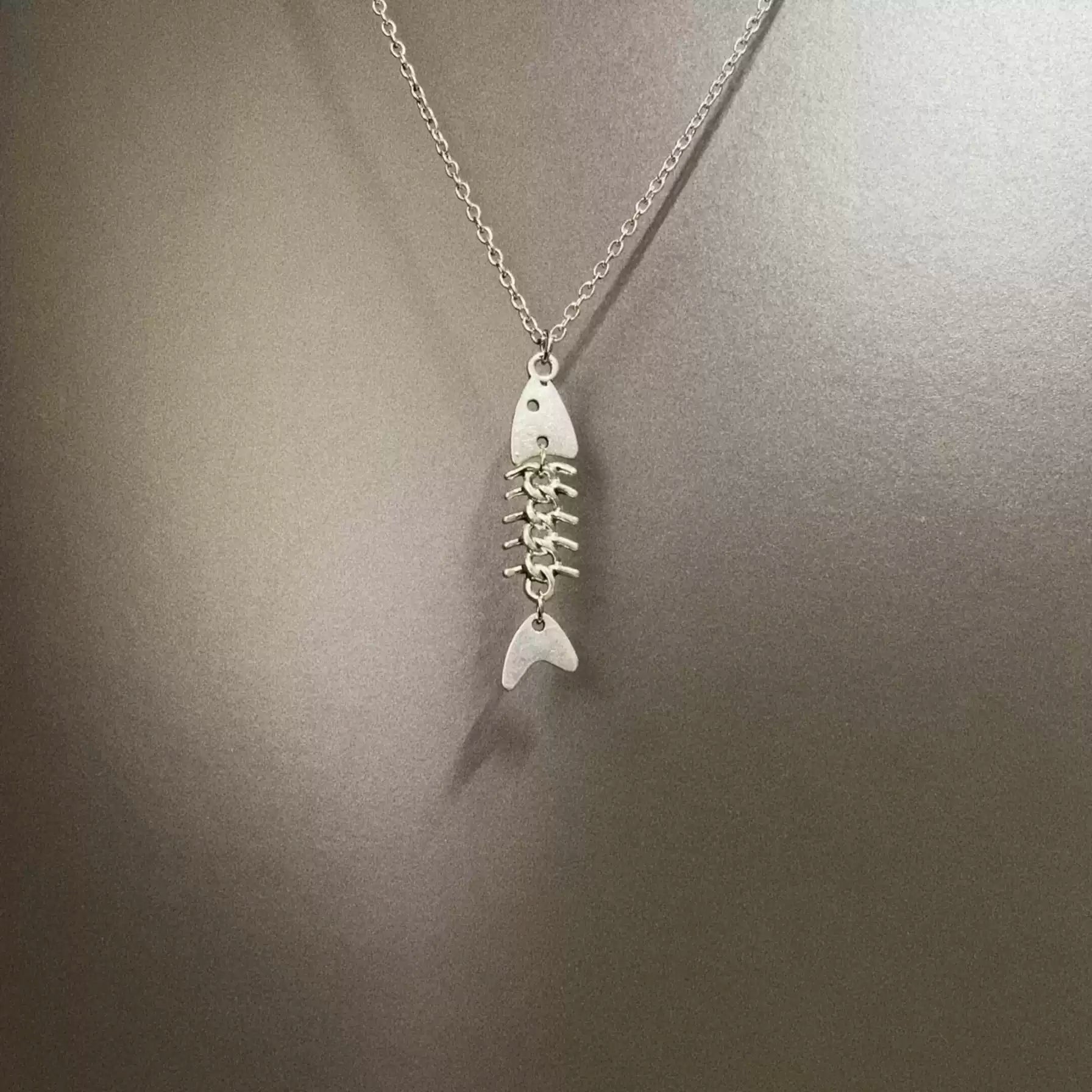Vintage Small Fish Bones Necklace