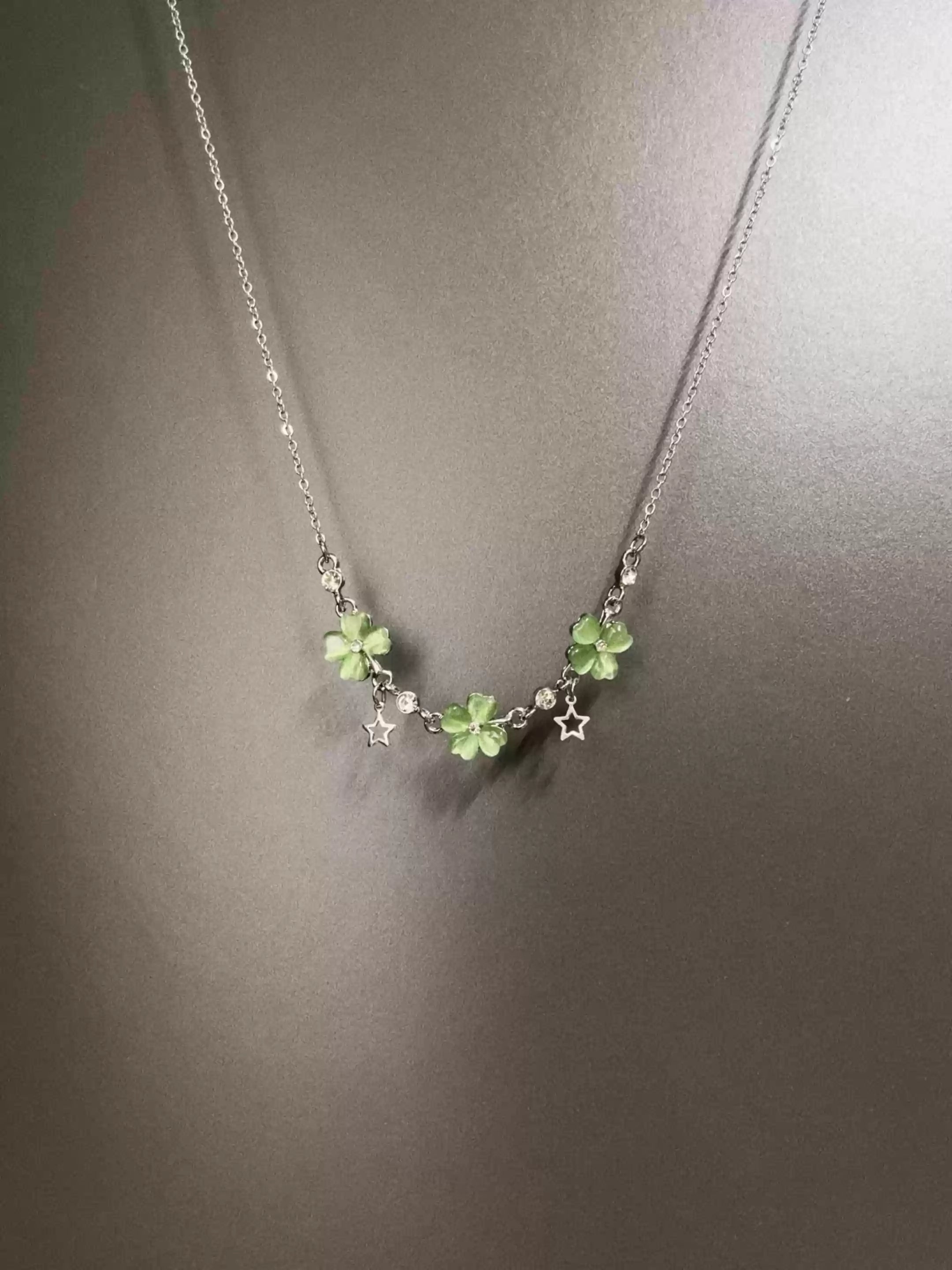 Vintage Four-leaf Clover Stars Necklace