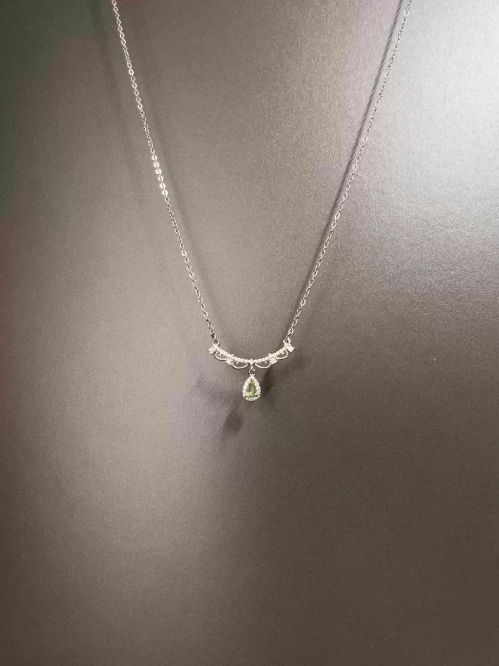 Vintage Lace Water Drops Necklace